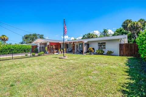 House in Venice, Florida 3 bedrooms, 135.27 sq.m. № 1856089 - photo 3