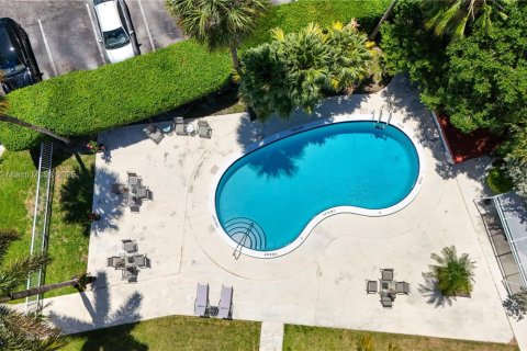 Copropriété à louer à Miami, Floride: 1 chambre, 81.75 m2 № 1743866 - photo 11