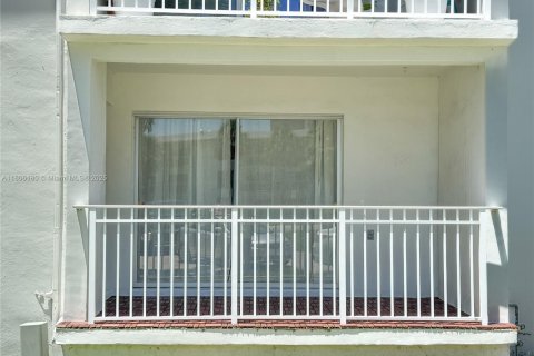 Copropriété à louer à Miami, Floride: 1 chambre, 81.75 m2 № 1743866 - photo 8