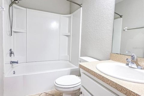 House in Lakeland, Florida 3 bedrooms, 151.99 sq.m. № 1914199 - photo 21