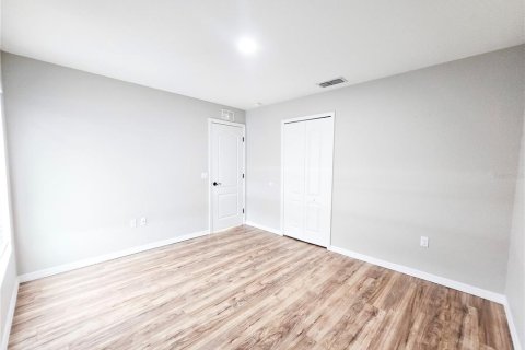 House in Lakeland, Florida 3 bedrooms, 151.99 sq.m. № 1914199 - photo 18