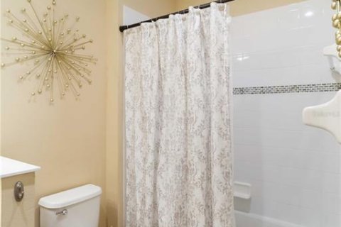 Villa ou maison à vendre à Venice, Floride: 2 chambres, 141.58 m2 № 1539222 - photo 21