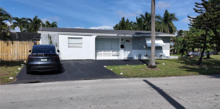 Дом в Холливуд, Флорида 3 спальни, 147.81м2 № 1970938