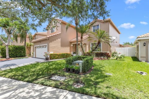 House in Weston, Florida 6 bedrooms, 284.75 sq.m. № 2271266