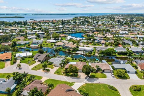 Casa en Bradenton, Florida 3 dormitorios, 180.14 m2 № 2361046