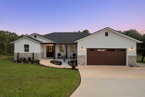 House in Webster, Florida 3 bedrooms, 158.77 sq.m. № 1903950 - photo 2