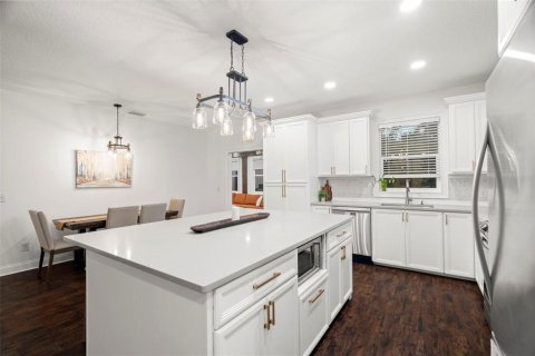 House in Webster, Florida 3 bedrooms, 158.77 sq.m. № 1903950 - photo 13