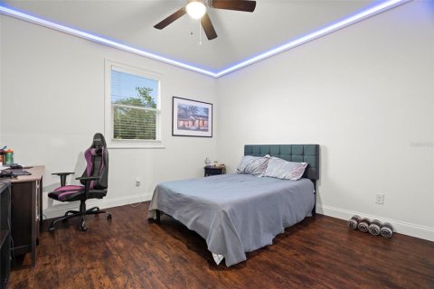 House in Webster, Florida 3 bedrooms, 158.77 sq.m. № 1903950 - photo 20