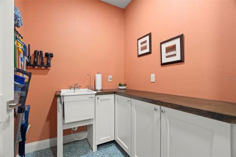 House in Webster, Florida 3 bedrooms, 158.77 sq.m. № 1903950 - photo 22