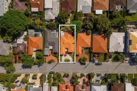 Villa ou maison à vendre à Surfside, Floride: 3 chambres, 181.9 m2 № 1963591 - photo 28