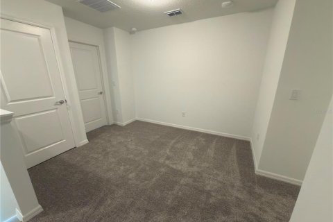 Townhouse in Orlando, Florida 3 bedrooms, 156.35 sq.m. № 2230931 - photo 10