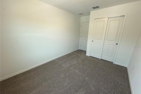 Townhouse in Orlando, Florida 3 bedrooms, 156.35 sq.m. № 2230931 - photo 13