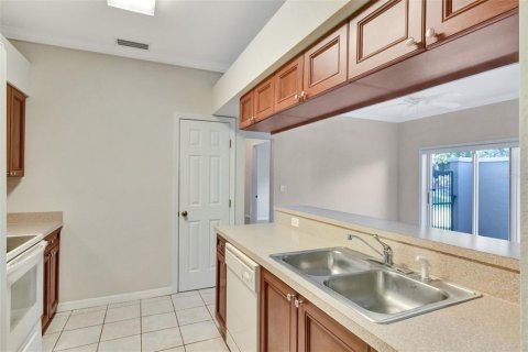 Copropriété à vendre à Winter Haven, Floride: 2 chambres, 94.48 m2 № 1632436 - photo 10