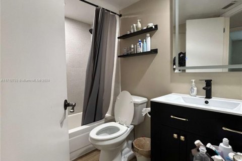 Copropriété à louer à Coral Springs, Floride: 3 chambres, 108.32 m2 № 1972583 - photo 15