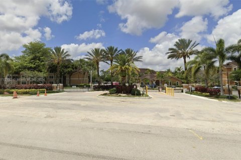 Copropriété à louer à Coral Springs, Floride: 3 chambres, 108.32 m2 № 1972583 - photo 25