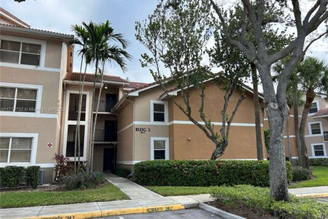 Copropriété à louer à Coral Springs, Floride: 3 chambres, 108.32 m2 № 1972583 - photo 1