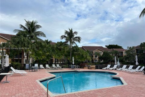 Copropriété à louer à Coral Springs, Floride: 3 chambres, 108.32 m2 № 1972583 - photo 17