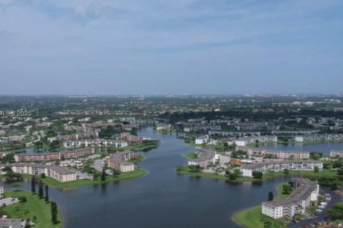 Condo in West Palm Beach, Florida, 1 bedroom  № 1953495 - photo 30