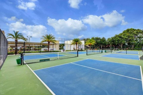 Condo in West Palm Beach, Florida, 1 bedroom  № 1953495 - photo 23