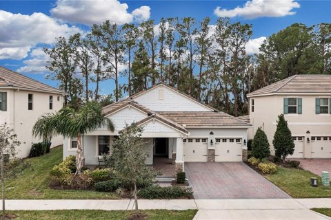 House in Winter Garden, Florida 4 bedrooms, 256.22 sq.m. № 1854001 - photo 2