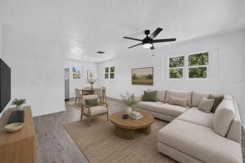 Villa ou maison à vendre à Sanford, Floride: 4 chambres, 107.02 m2 № 2339436 - photo 9