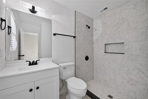 Villa ou maison à vendre à Sanford, Floride: 4 chambres, 107.02 m2 № 2339436 - photo 15