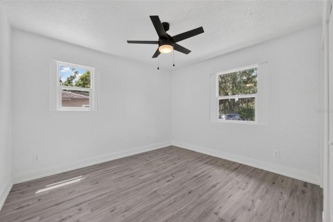 Villa ou maison à vendre à Sanford, Floride: 4 chambres, 107.02 m2 № 2339436 - photo 13