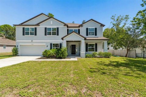 House in Spring Hill, Florida 6 bedrooms, 376.63 sq.m. № 2227897 - photo 3