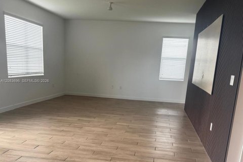 Casa en venta en Homestead, Florida, 4 dormitorios, 248.98 m2 № 2352131 - foto 8
