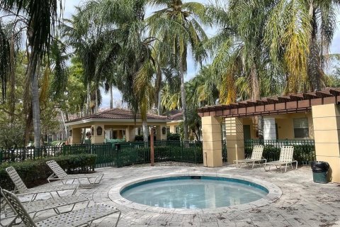 Condo in Coral Springs, Florida, 1 bedroom  № 2192695 - photo 8