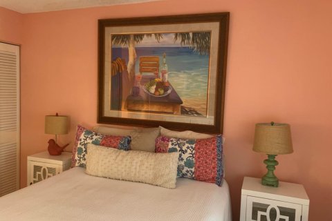 Condo in Lake Worth, Florida, 1 bedroom  № 1050174 - photo 1
