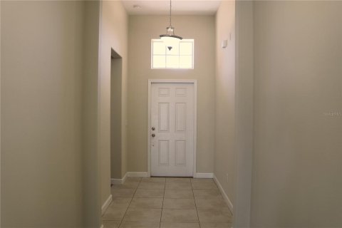House in Orlando, Florida 4 bedrooms, 188.31 sq.m. № 1552609 - photo 4