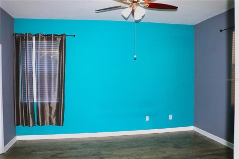 House in Orlando, Florida 4 bedrooms, 188.31 sq.m. № 1552609 - photo 13