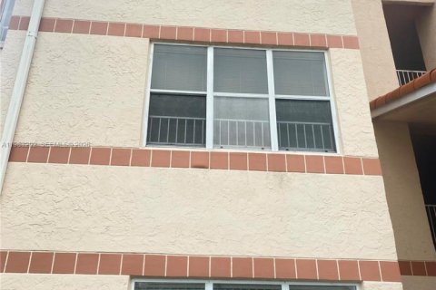 Copropriété à louer à Margate, Floride: 1 chambre, 66.15 m2 № 2048469 - photo 15