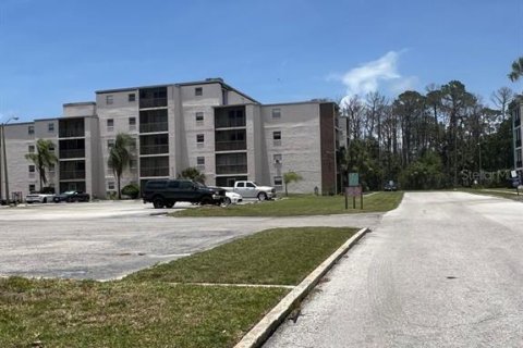 Condo in Port Richey, Florida, 1 bedroom  № 2229226 - photo 22