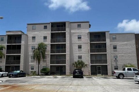 Condo in Port Richey, Florida, 1 bedroom  № 2229226