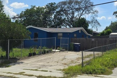 Villa ou maison à vendre à Tampa, Floride: 3 chambres, 83.98 m2 № 2318555 - photo 2