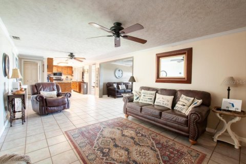 House in Lake Placid, Florida 3 bedrooms, 147.81 sq.m. № 1914165 - photo 22