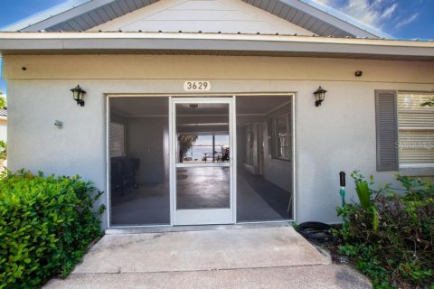 House in Lake Placid, Florida 3 bedrooms, 147.81 sq.m. № 1914165 - photo 12
