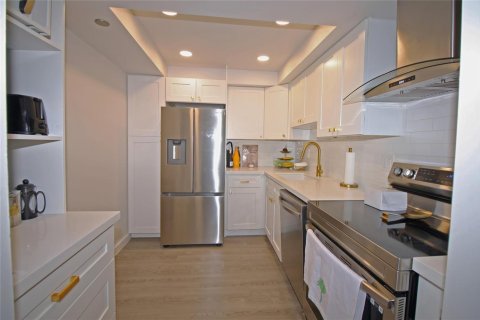 Condo à Pembroke Pines, Floride, 2 chambres  № 2084698