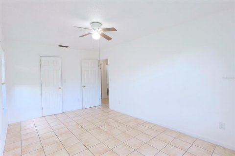 House in Ocala, Florida 3 bedrooms, 146.04 sq.m. № 1810027 - photo 26