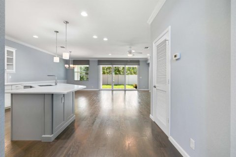 Villa ou maison à vendre à Jupiter, Floride: 4 chambres, 240.25 m2 № 2433960 - photo 5