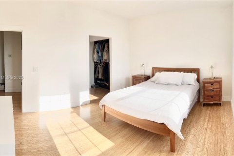 Touwnhouse à vendre à Miramar, Floride: 3 chambres, 163.51 m2 № 1946934 - photo 14