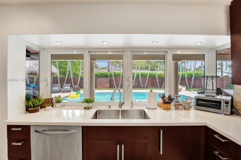 Casa en alquiler en Hollywood, Florida, 3 dormitorios, 184.23 m2 № 2028991 - foto 9