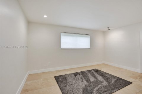 Casa en alquiler en Hollywood, Florida, 3 dormitorios, 184.23 m2 № 2028991 - foto 23