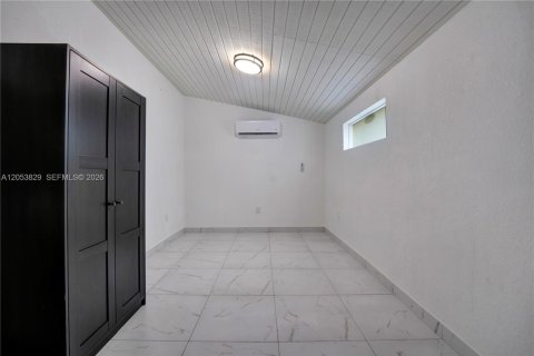 Immobilier commercial à vendre à Miami, Floride: 124.95 m2 № 2244065 - photo 29