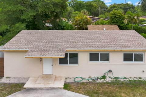 Immobilier commercial à vendre à Miami, Floride: 124.95 m2 № 2244065 - photo 4