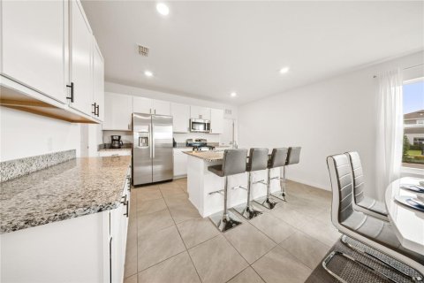 Touwnhouse à vendre à Winter Garden, Floride: 3 chambres, 142.7 m2 № 2306728 - photo 4