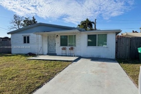 Casa en Dania Beach, Florida 2 dormitorios, 92.62 m2 № 2030681