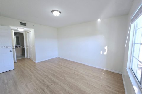 Copropriété à vendre à West Palm Beach, Floride: 2 chambres, 98.48 m2 № 2081320 - photo 14